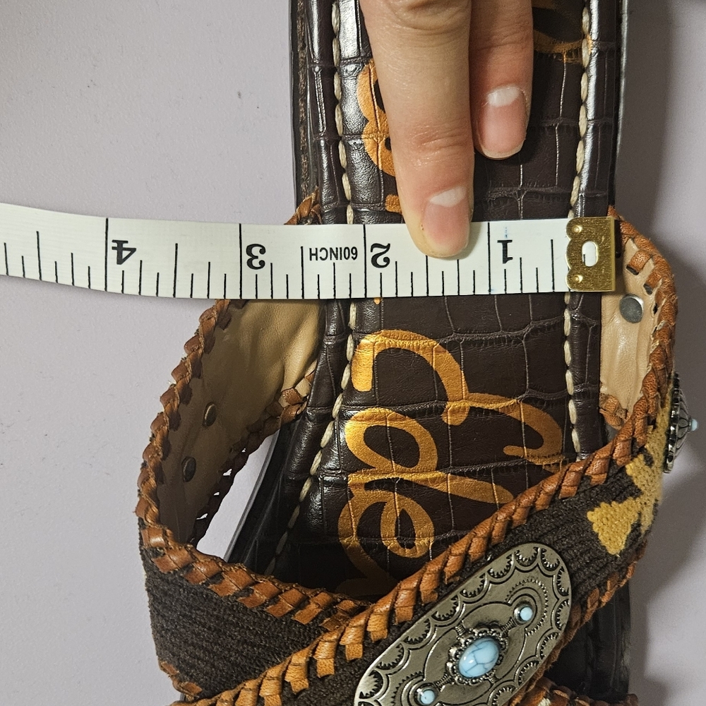 Western Embellished Sandals - Picture 9 of 9